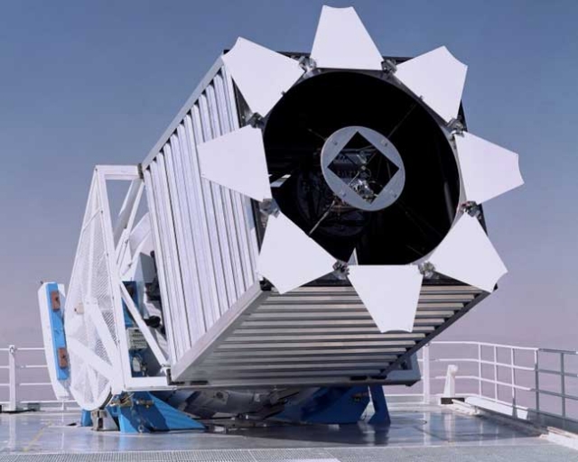 الشيلي تخطف أكبر تلسكوب من أكادير