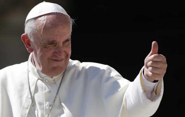 لعنة الاعتداءات الجنسية تطارد بابا الفاتيكان