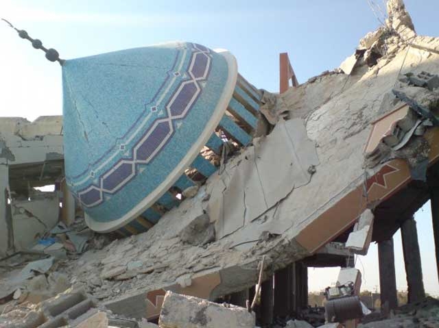 إسرائيل تدك 74 مسجدا في غزة
