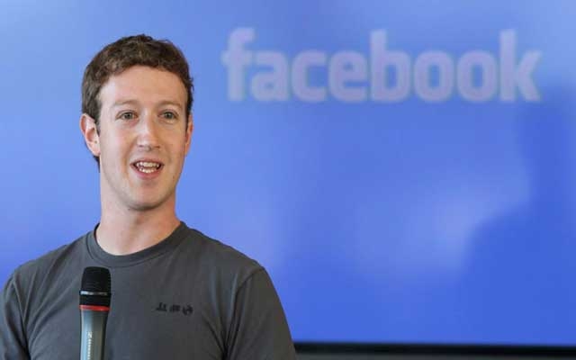 "مارك زوكربرغ "يطمح لتحويل "الفيس بوك" لصحيفة