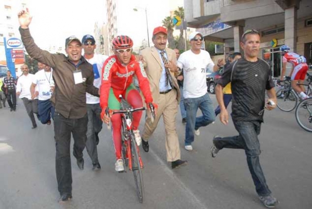 الحسايني من بين المرشحين لجائزة أفضل دراج إفريقي لسنة 2014
