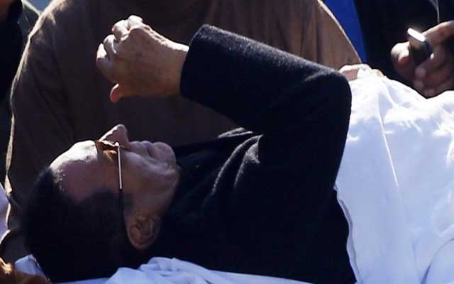 انتشار خبر وفاة حسني مبارك على الهواء