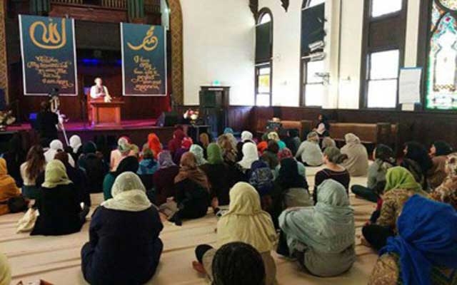 افتتاح أول مسجد في الولايات المتحدة للنساء فقط