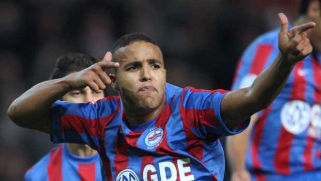 الاستئناف يخفض عقوبة اللاعب المغربي يوسف العربي إلى مباراة واحدة