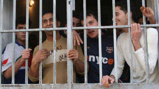 200 نزيل بالسجن المحلي بخنيفرة يستفيدون من حملة تضامنية لمواجهة البرد القارس