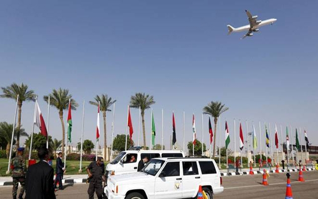 القمة العربية تطالب الحوثيين بالاستسلام