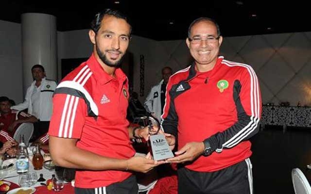 المهدي بنعطية يتوج بجائزة أفضل لاعب مغربي محترف  بالخارج لعام 2014