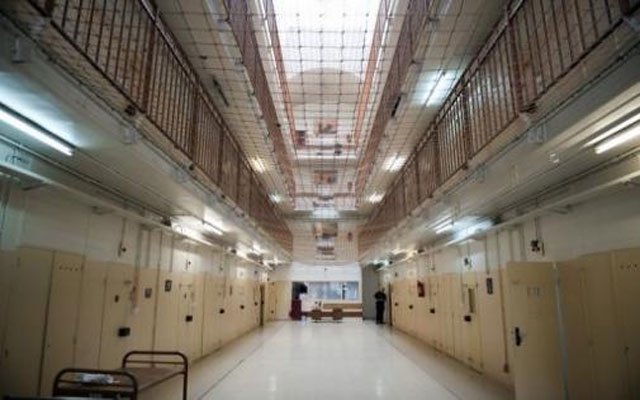 ضغوط تعسفية على معتقل ليبي تثير الاستياء داخل سجن "عكاشة" بالبيضاء