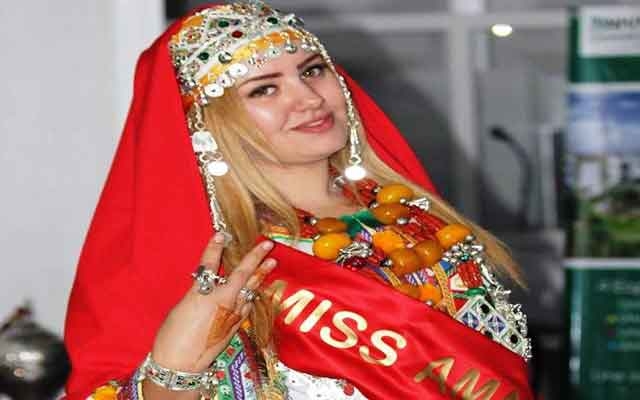 أكادير: تتويج لبنى الشماق ملكة جمال الأمازيغ للعام 2016
