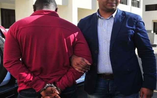 بوليس الناظور يعتقل مواطنا كاميرونيا مبحوث عنه من طرف أمن الدار البيضاء بتهمة القتل