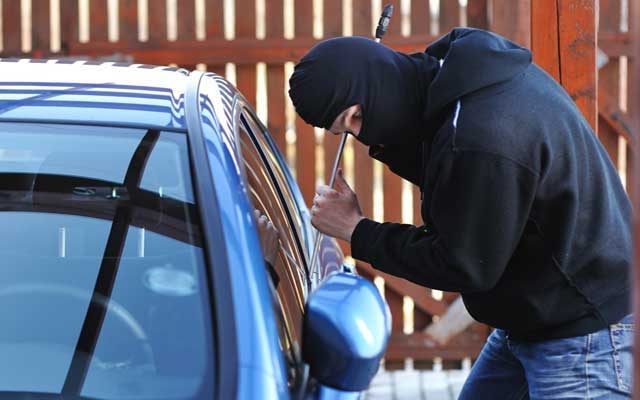 بوليس الجديدة يفكك عصابة  تنشط في مجال سرقة السيارات في عدد من المدن المغربية