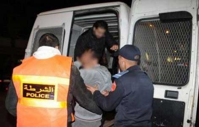 بوليس الدار البيضاء يعتقل شخصين متلبسين في رمضان بهذا الفعل