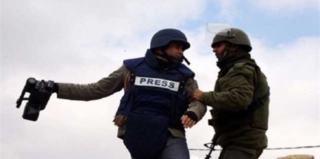 منظمات غير حكومية تطالب بوضع حد للاعتداءات على صحافيي الجزائر