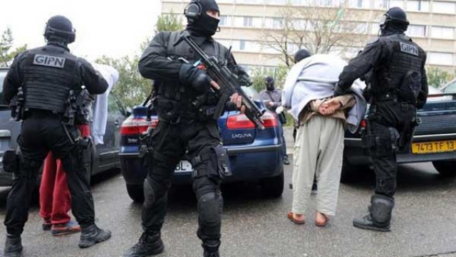 الشرطة الفرنسية تعتقل رجلا وامرأة لهما صلة بالاعتداء الإرهابي على "نيس"