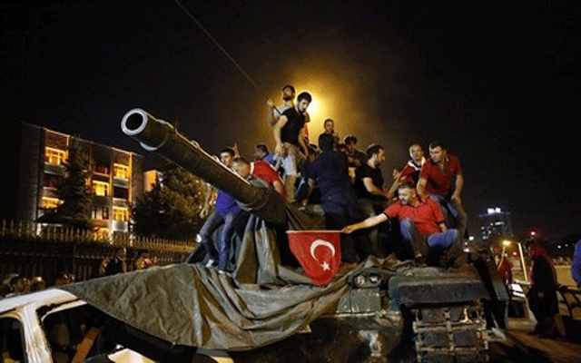 واشنطن تايمز تحدثت عن “انقلاب عسكري مفبرك” في تركيا قبل 3 أشهر!