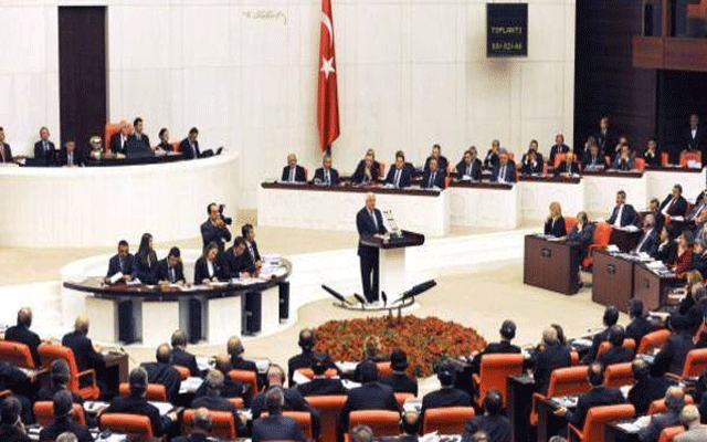 جلسة استثنائية للبرلمان التركي لبحث محاولة الانقلاب