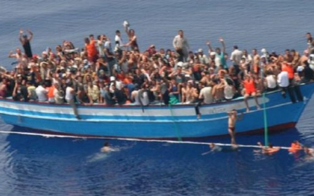 تفكيك عصابة متخصصة في الهجرة السرية إلى أوروبا عبر ليبيا