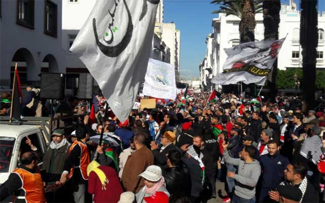 آلاف المغاربة في مسيرة بالرباط لنصرة القدس وإعلانها عاصمة فلسطين
