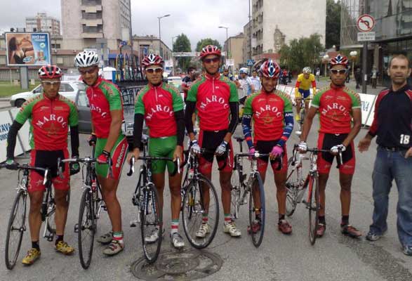 المنتخب الوطني المغربي للدراجات يستهل مشاركاته الدولية بطواف الغابون