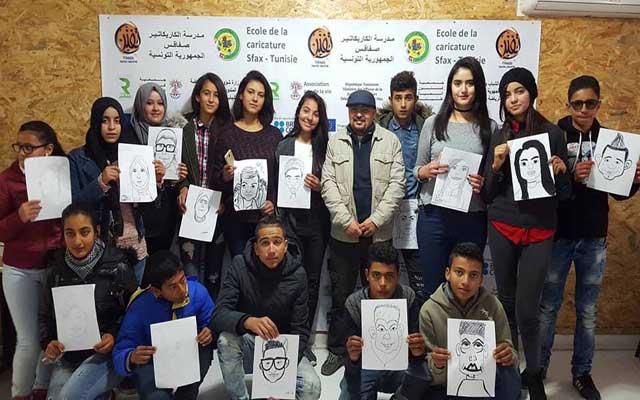 الفنان ناجي بناجي يحل ضيفا على مدرسة الكاريكاتير بتونس