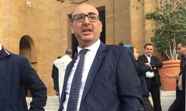 النقيب بيراوين يمنع محاميي الدار البيضاء من الحديث لوسائل الإعلام