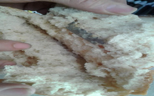 آخر الاكتشافات الخطيرة: "زيزوار" معجون مع الخبز بحي الإدريسية بالبيضاء!