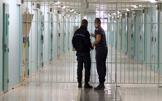 فرنسا تكشف عن عدد المغاربة بسجونها!