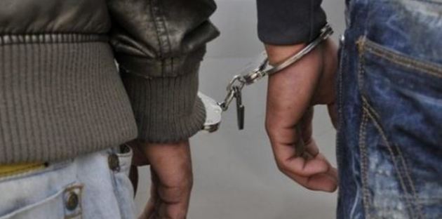 الدار البيضاء: بوليس بنمسيك يعتقل شقيقين بسبب  أنشطة محظورة
