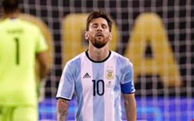ميسي: الأرجنتين غير مرشحة لنيل لقب كأس العالم