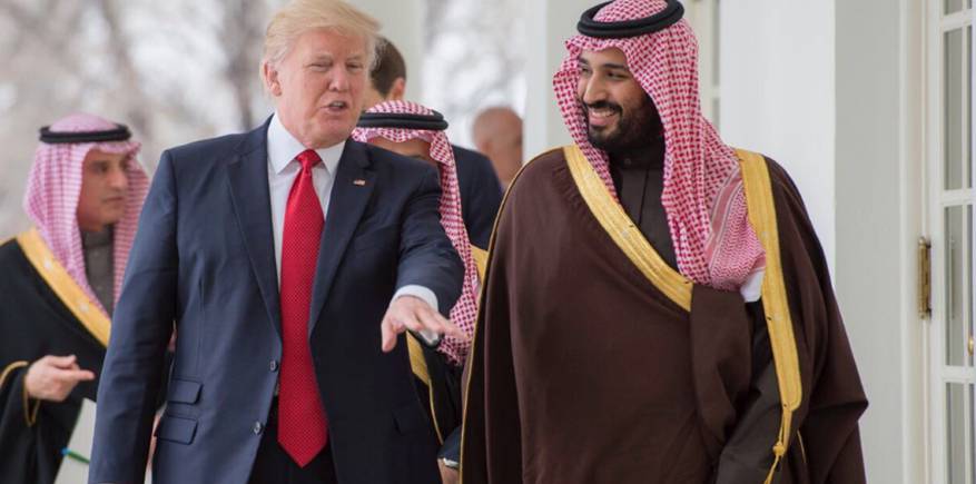 شعار آل سعود: البيت الأبيض كعبتنا وترامب إلاهنا والمغرب عدونا !