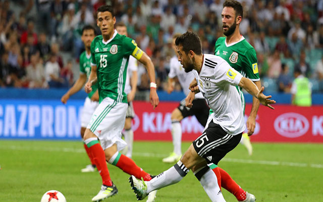 المكسيك يعطلون "الماكينة" الألمانية بفوز غير متوقع (مع فيديو)
