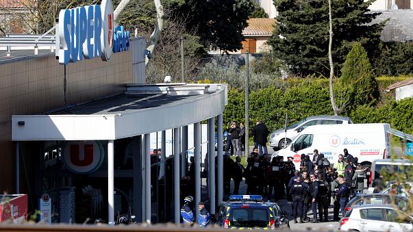 النائب العام الفرنسي: المرأة التي هاجمت المتجر لا يستبعد أن تكون متطرفة
