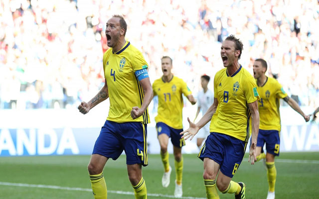 "غرانكفيست" يقود السويد إلى فوز صعب ضد كوريا الجنوبية