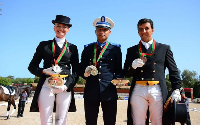 موظف شرطة يفوز بالجائزة الكبرى لبطولة المغرب في ترويض الخيول
