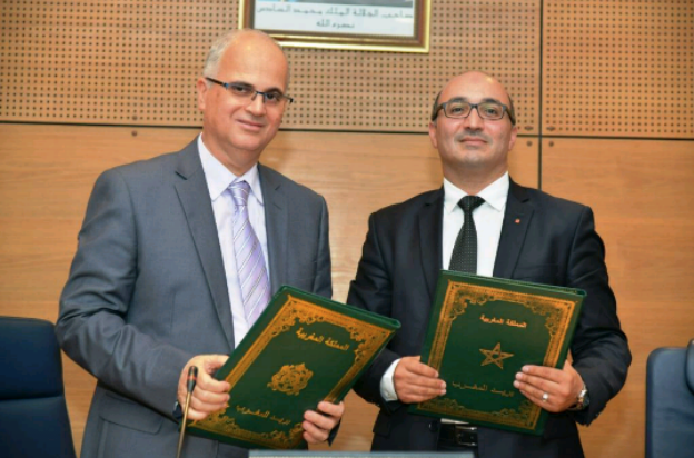توقيع شراكة  بين  بريد المغرب والهيئة الوطنية للمهندسين المساحين الطبوغرافيين