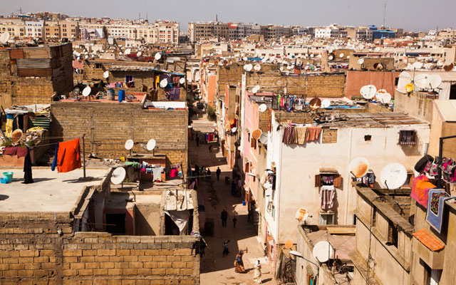 لما تصير البيوت مقلاة لساكنيها.. المغاربة بين ديمقراطية الحرارة وديكتاتورية الإمكانيات
