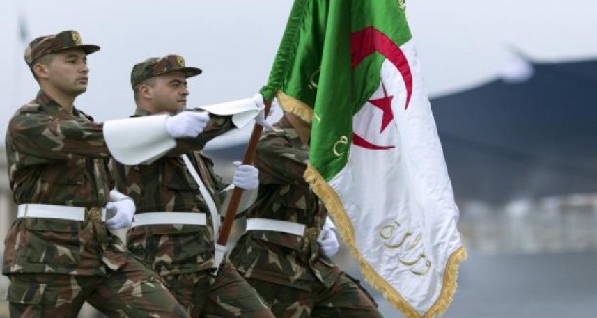 مصادر: الجزائر تمنع سفر قيادات عسكرية وأمنية سابقة
