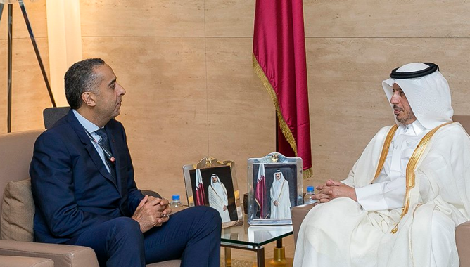 أمير قطر يستقبل عبد اللطيف الحموشي المدير العام للأمن الوطني
