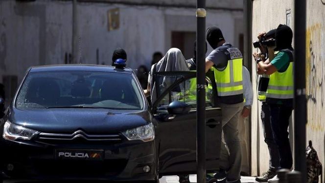 إسبانيا توقف مغربيا لإشادته بالإرهاب والدعاية للجماعات المتطرفة