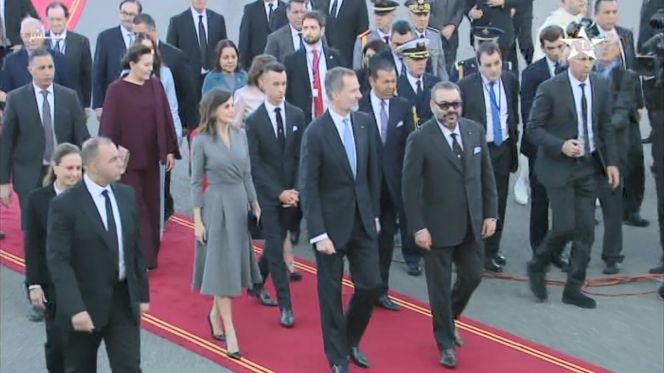 الملك محمد السادس والعاهل الإسباني الملك فيليبي السادس يترأسان حفل التوقيع على عدة اتفاقيات للتعاون الثنائي