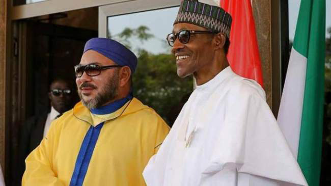 الملك محمد السادس يتباحث هاتفيا مع الرئيس النيجيري محمدو بوهاري