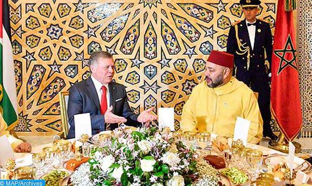 الملك محمد السادس يقيم مأدبة غداء على شرف عاهل المملكة الأردنية الهاشمية