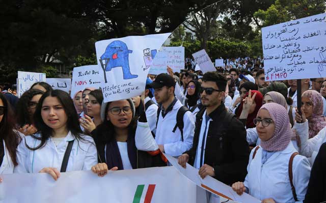التنسيقية الوطنية لطلبة الطب بالمغرب تلوح بمقاطعة الامتحانات 