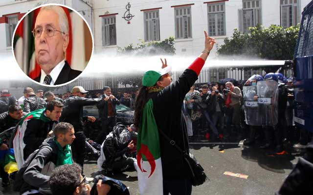 أجهزة القمع الجزائري تطلق الغاز المسيل للدموع على الرافضين لبنصالح