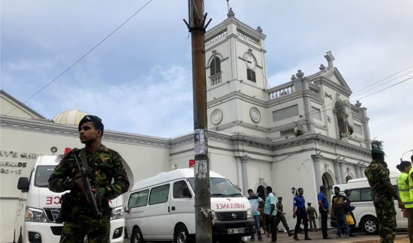 سريلانكا: أكثر من 130 قتيلا في سلسلة انفجارات طالت كنائس وفنادق