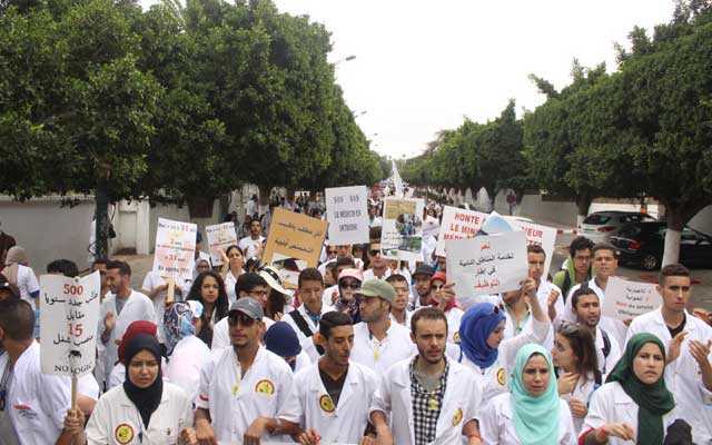 إضراب طلبة الطب والصيدلة مستمر في اتجاه مقفل