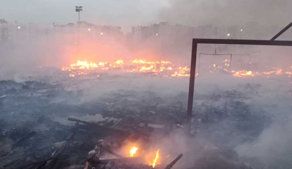 حريق يلتهم الخيام البلاستيكية لمهاجرين أفارقة بمحطة أولاد زيان بالبيضاء (مع فيديو)