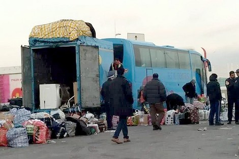 هل هي بداية حل مشكل دخول الحافلات المغربية للجزيرة الخضراء؟