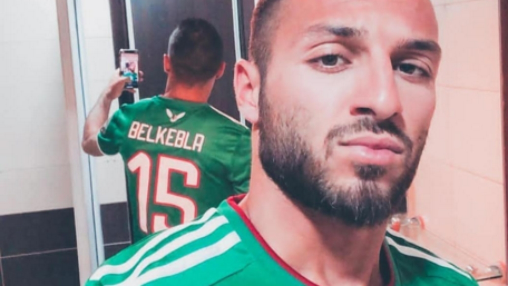 استبعاد لاعب المنتخب الجزائري من "الكان" بعد هذه الفضيحة "المُخجلة"