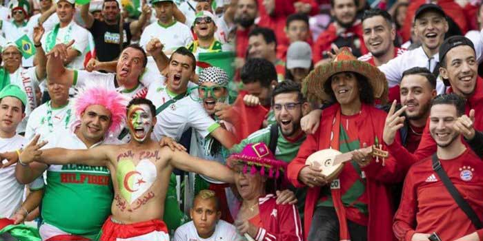 "الكان 2019".. جمهورَا المغرب والجزائر يحملان شعار "نحن خاوا خاوا"